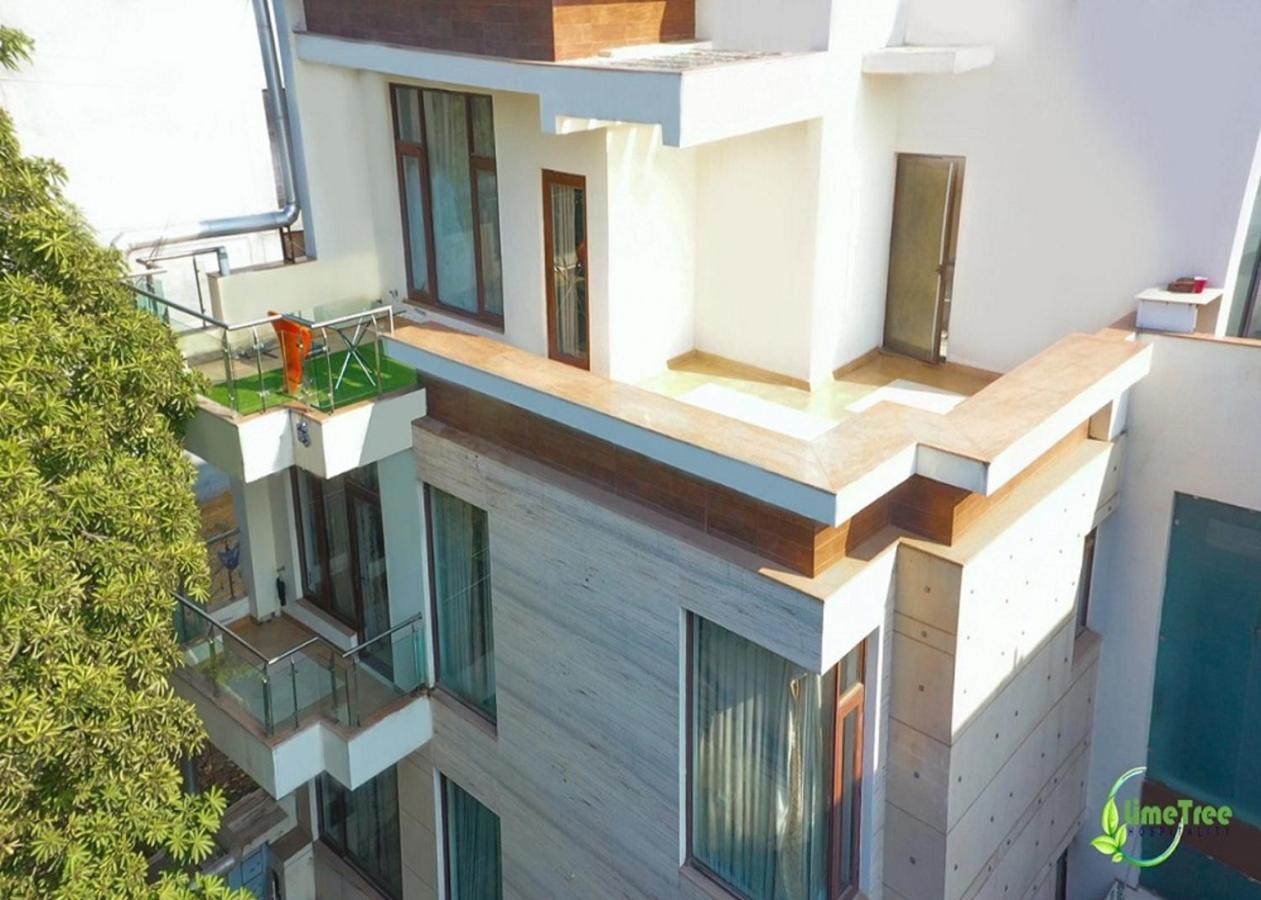 Lime Tree Hotel Sushant Lok Gurgaon Sector 29 Next To Iffco Chowk Metro Exterior foto